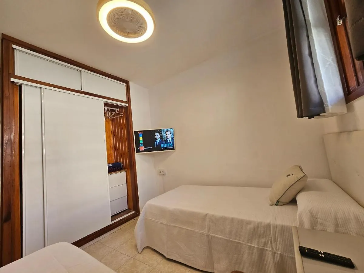 Fayser 108 Beachfront With Direct Pool Access From Terrace Arona  0*, Arona (Tenerife)